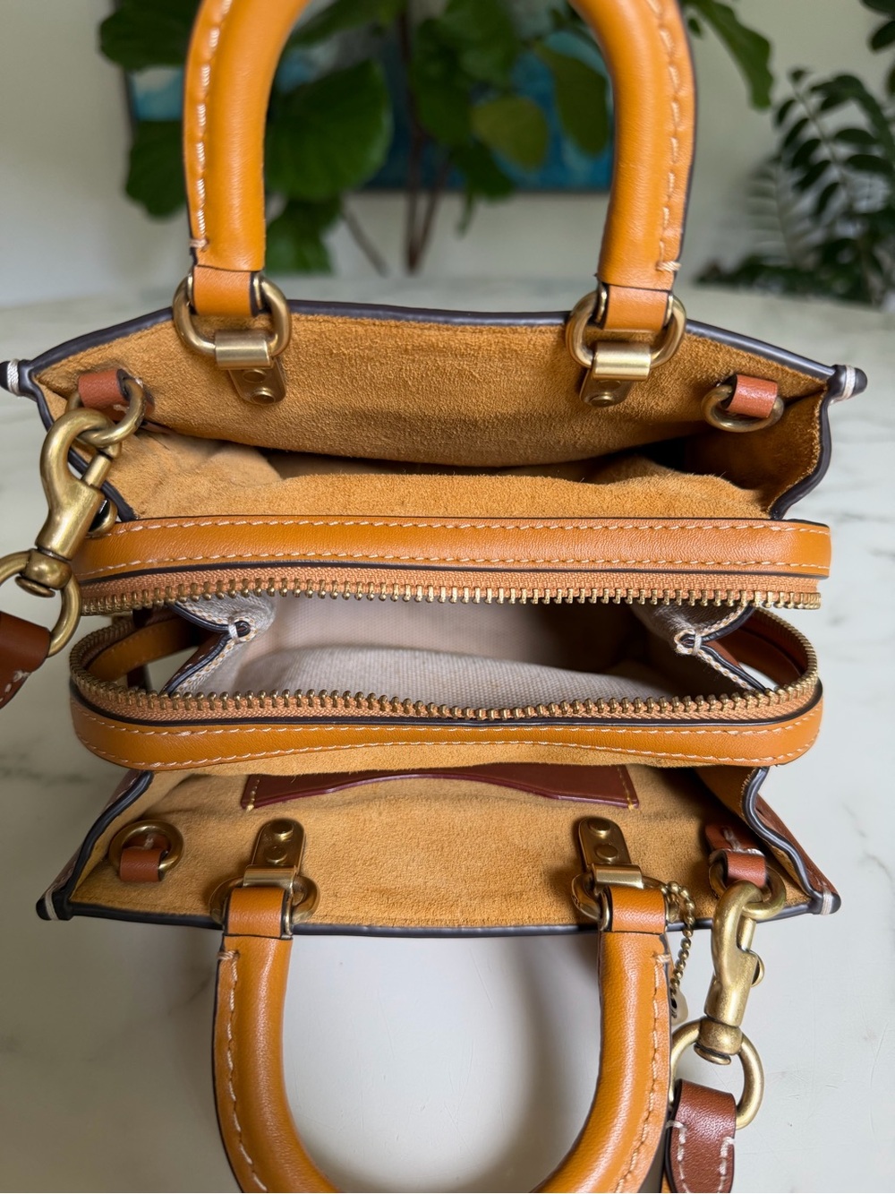 Coach Rogue 17 In Signature Textile Jacquard With Duck Motif C6164 Crossbody Bag - Picture 13 of 15